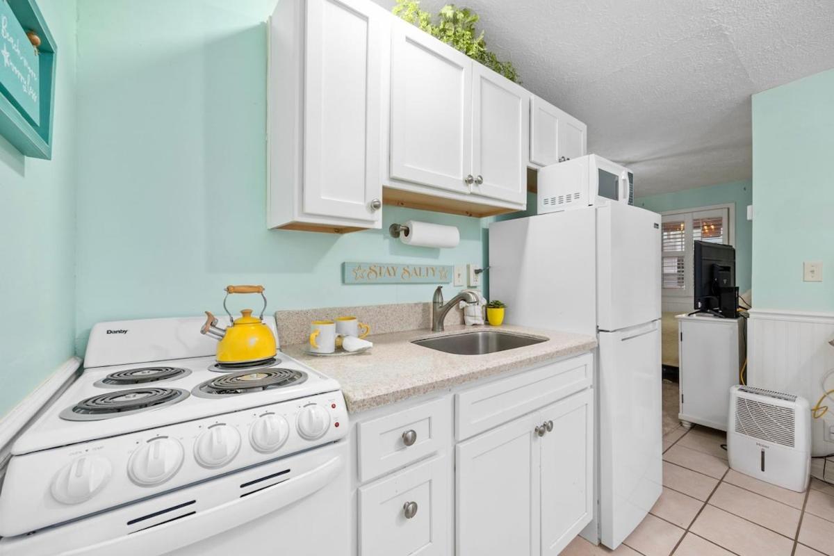 Cherry Grove Efficiency Just Steps From The Beach Myrtle Beach Ngoại thất bức ảnh